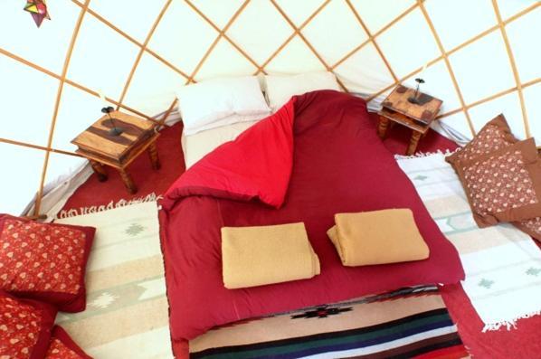 Festival Yurts Hay-On-Wye 호텔 외부 사진