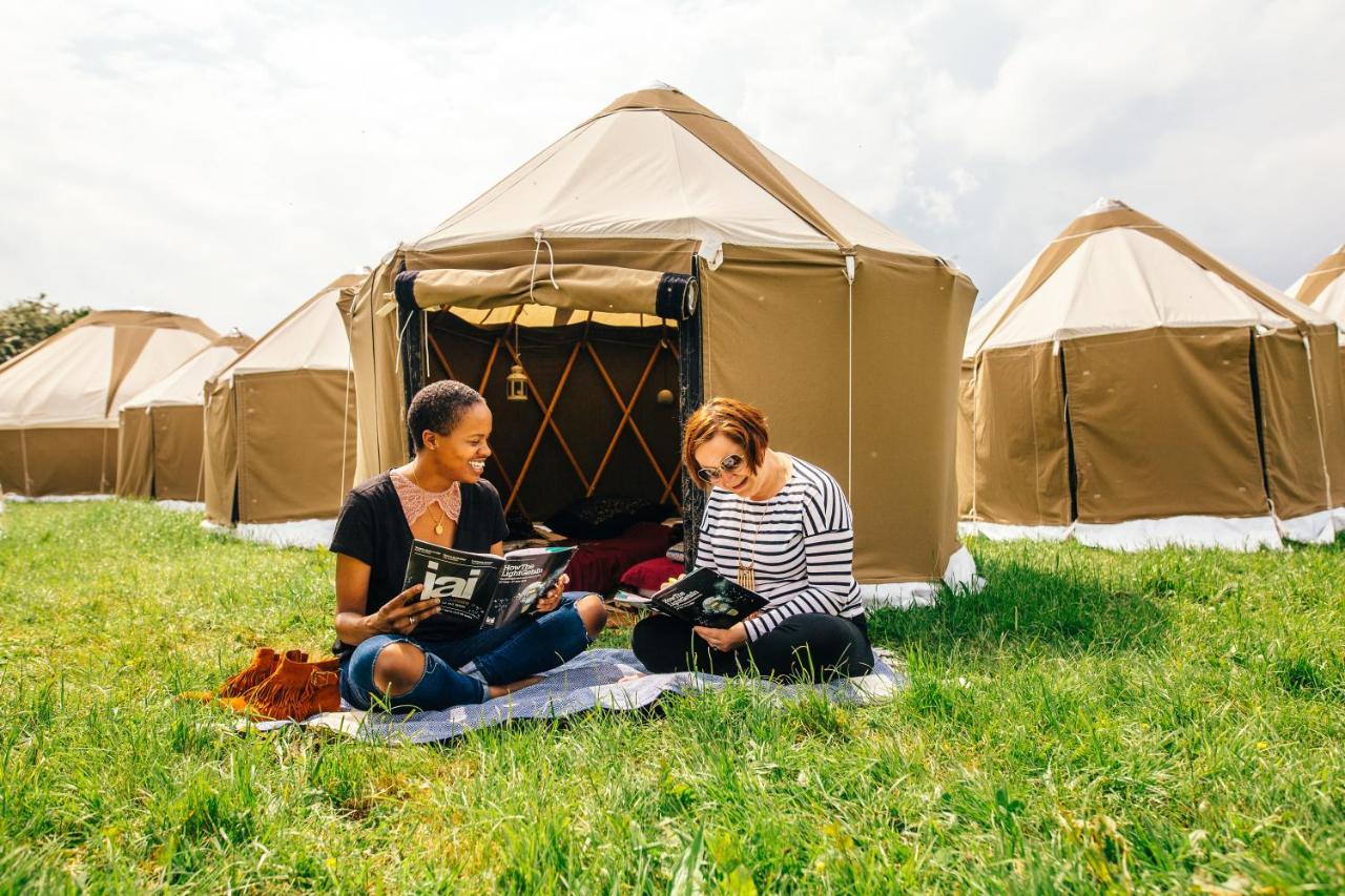 Festival Yurts Hay-On-Wye 호텔 외부 사진