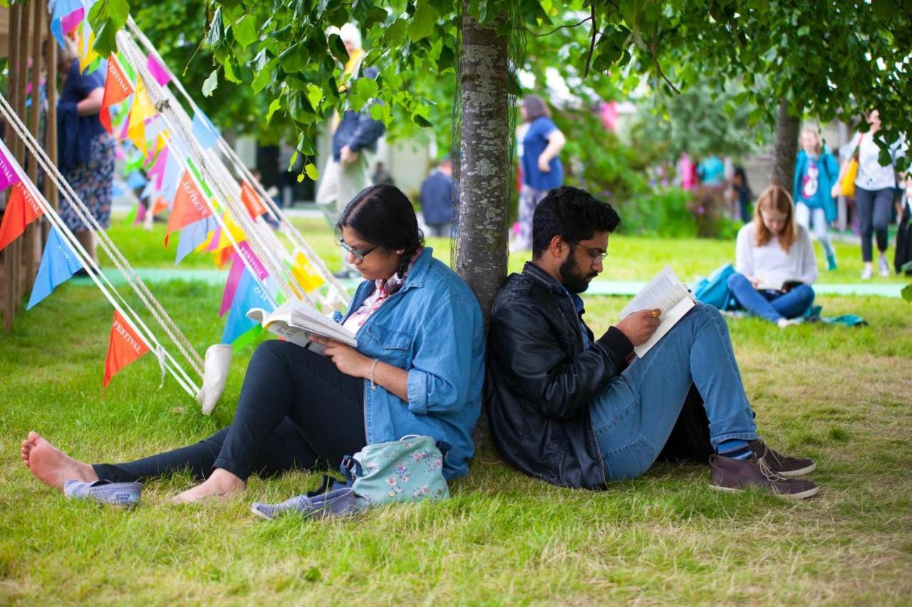 Festival Yurts Hay-On-Wye 호텔 외부 사진